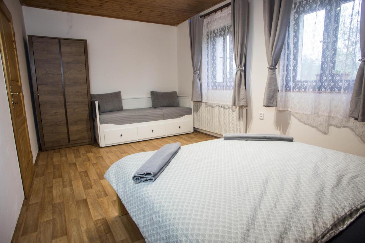 Cachrov Apartmany Ve Mlejne المظهر الخارجي الصورة