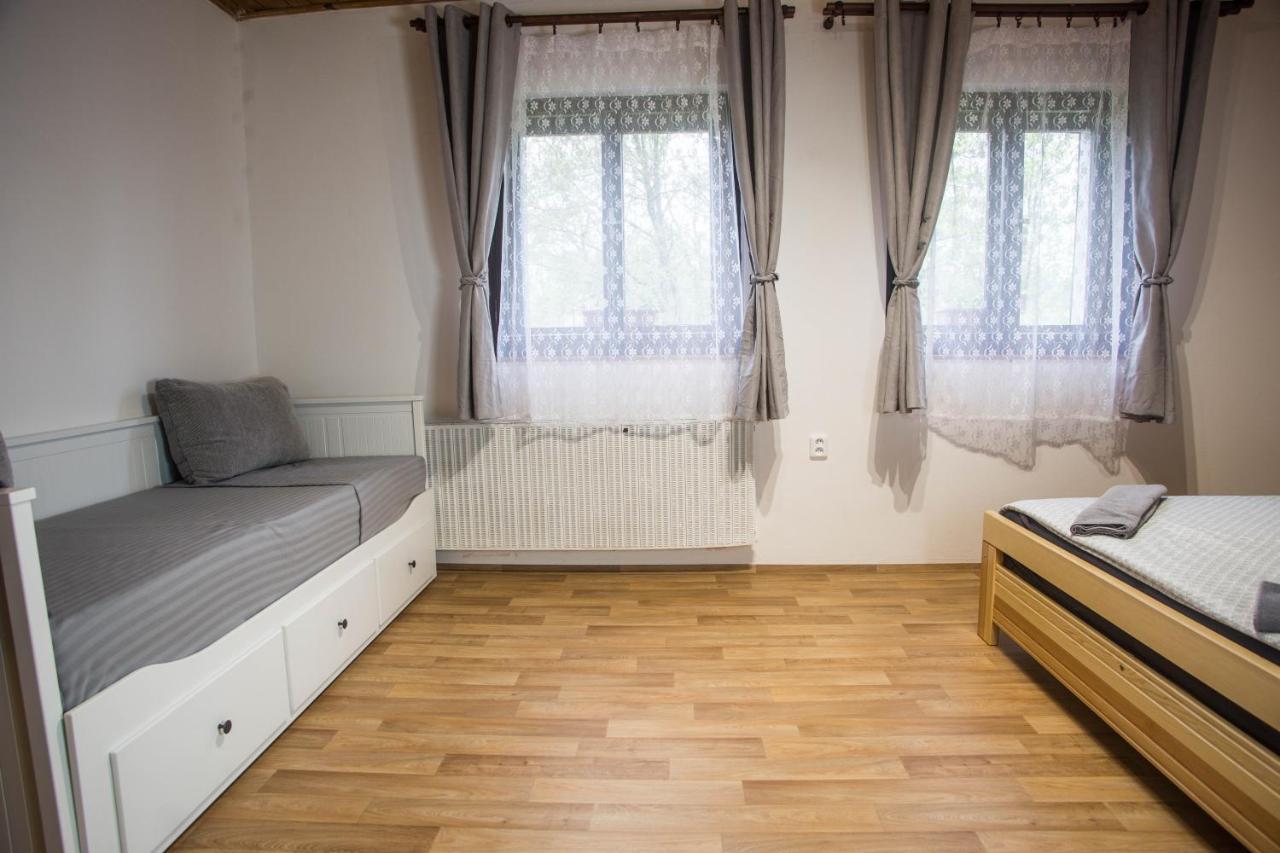 Cachrov Apartmany Ve Mlejne المظهر الخارجي الصورة