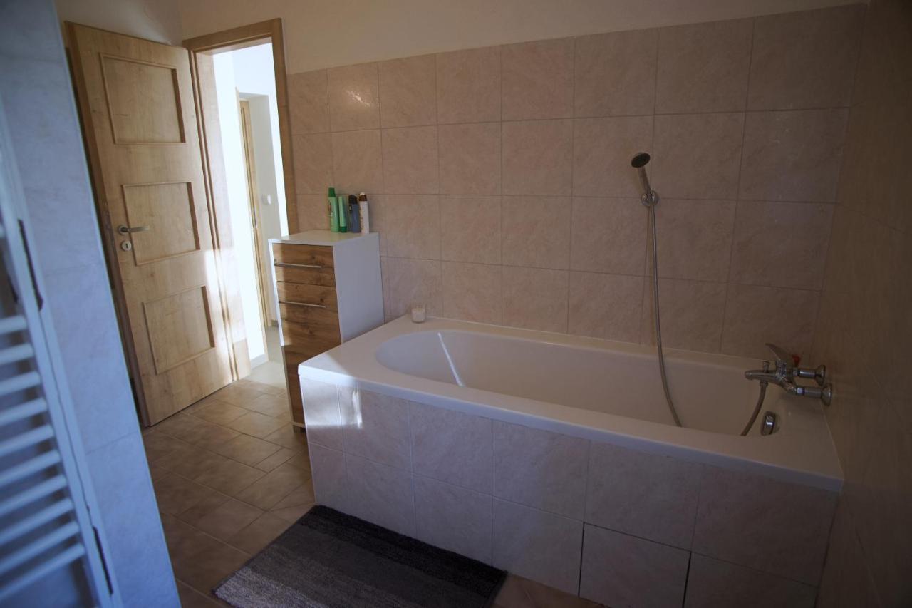 Cachrov Apartmany Ve Mlejne المظهر الخارجي الصورة