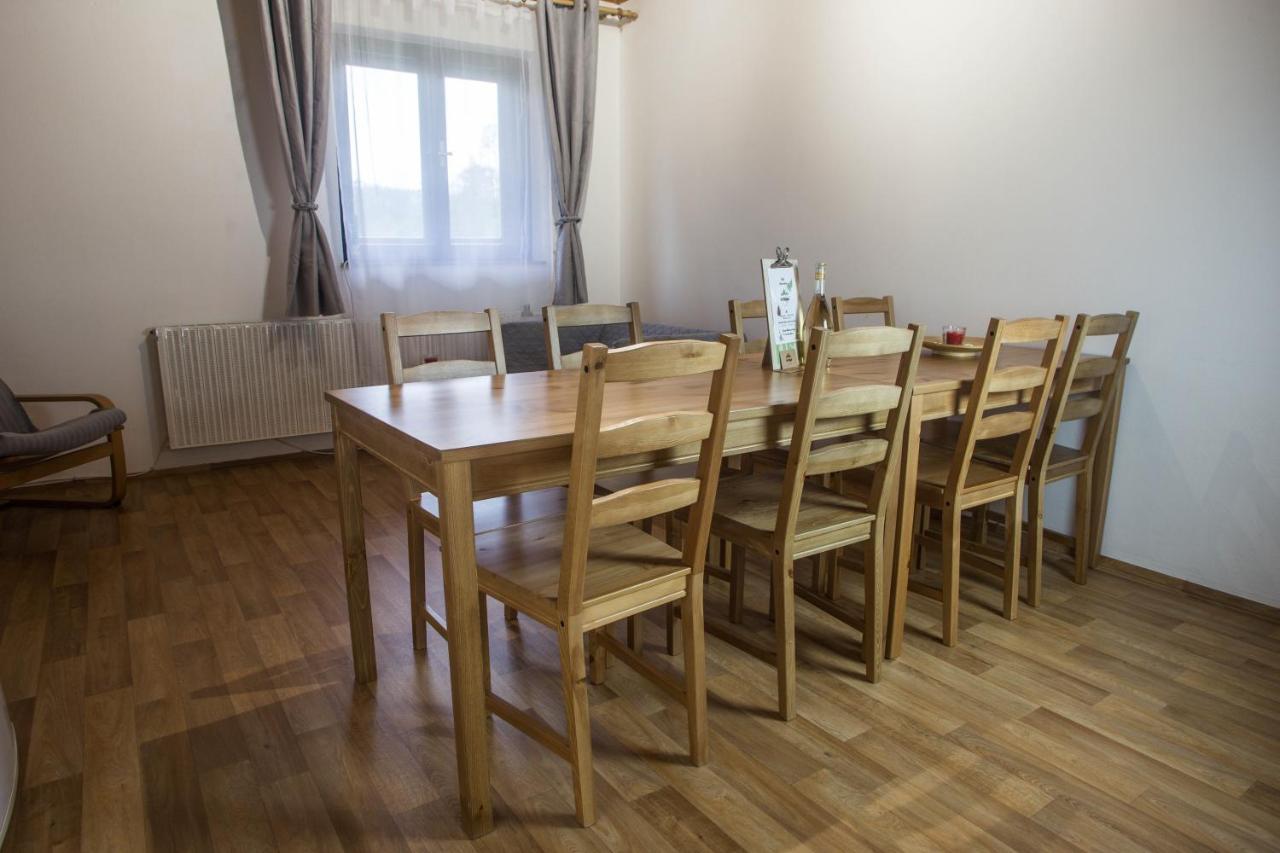 Cachrov Apartmany Ve Mlejne المظهر الخارجي الصورة