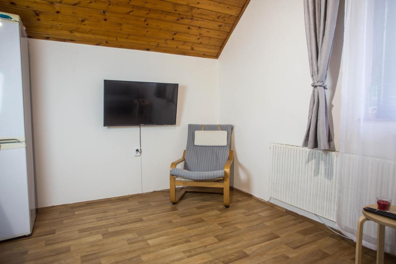 Cachrov Apartmany Ve Mlejne المظهر الخارجي الصورة