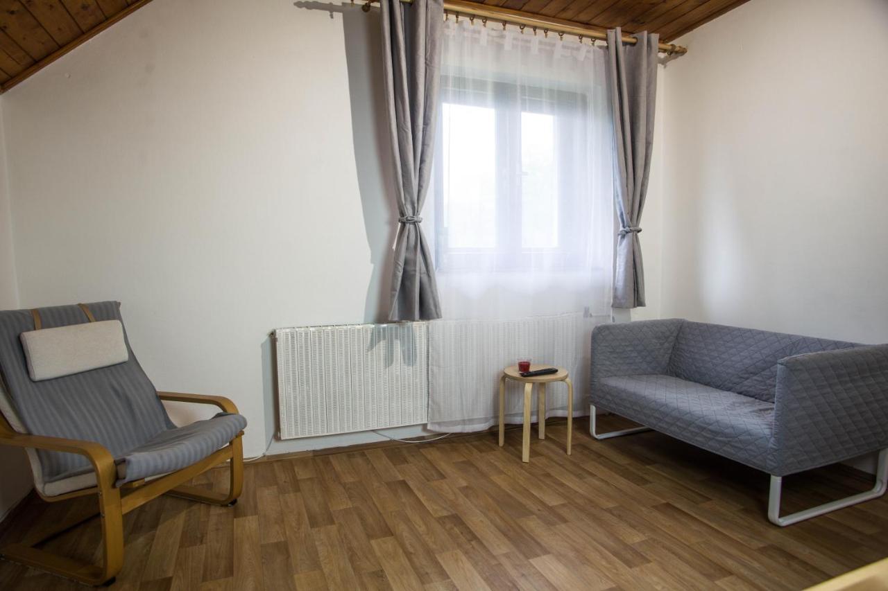 Cachrov Apartmany Ve Mlejne المظهر الخارجي الصورة